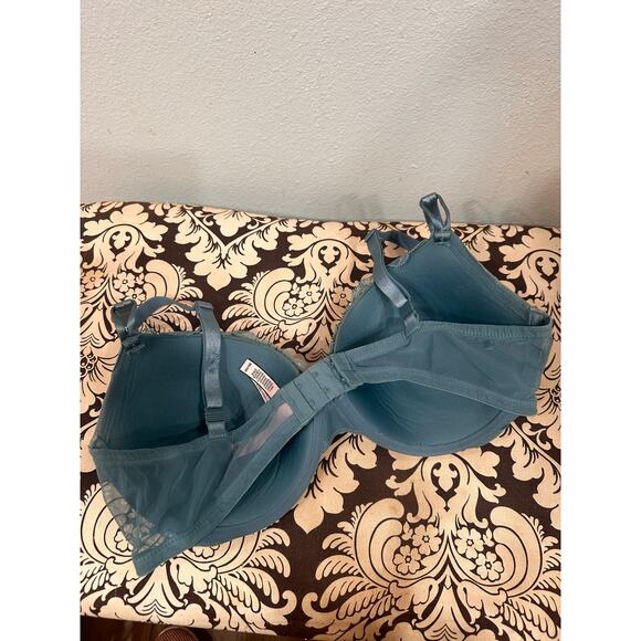Victoria’s Secret lined Demi teal lace bra - Picture 3 of 3